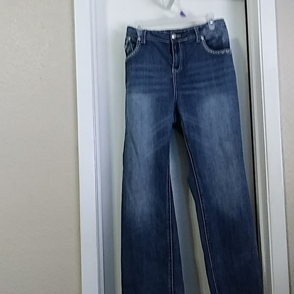 Boot cut jeans